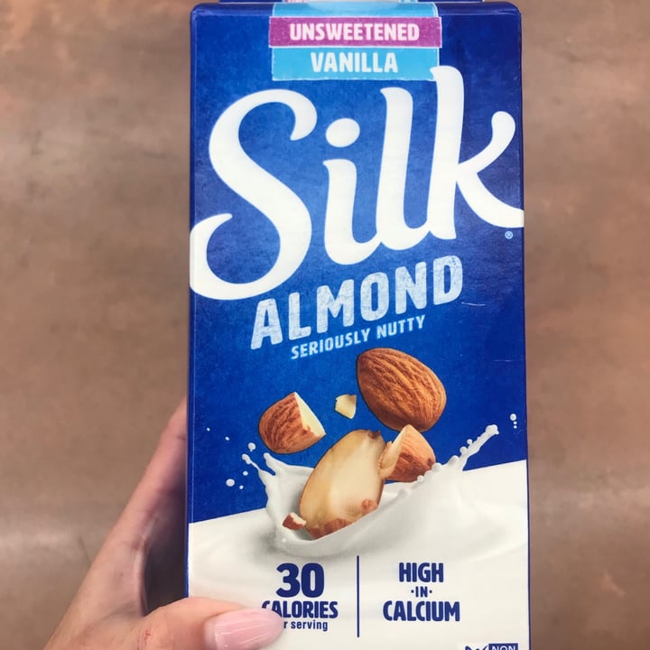 photo of Silk Unsweetened Original Almond Milk shared by @spearl on  14 Oct 2020 - review