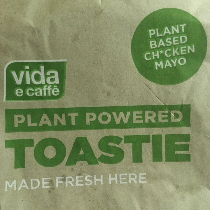 photo of Vida e Caffe Ch*cken Mayo (toasted) shared by @sylvacharm on  12 Jun 2022 - review