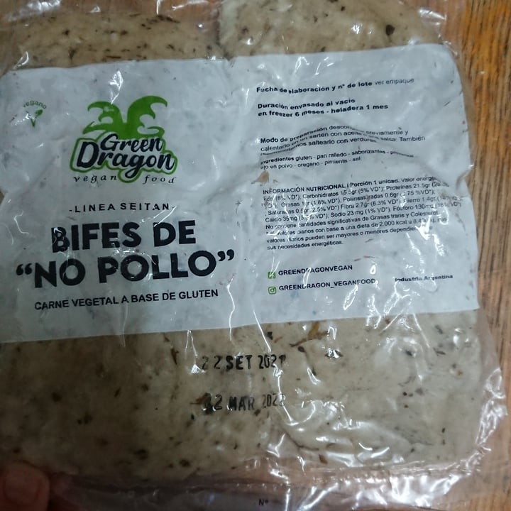 photo of Green Dragon - Vegan food Bifes de "no pollo" shared by @m4rtii on  06 Jan 2022 - review