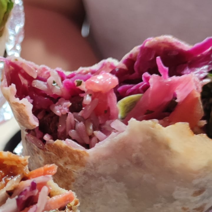 photo of Club Mexicana BBQ Jackfruit Burrito shared by @noema96 on  17 May 2022 - review