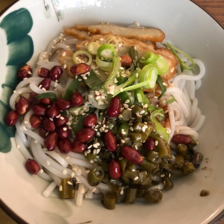 photo of Su Guan - Chinese Veg Spaghetti Di Riso e Seitan Al Gusto GuiLin shared by @frappa on  24 Mar 2022 - review