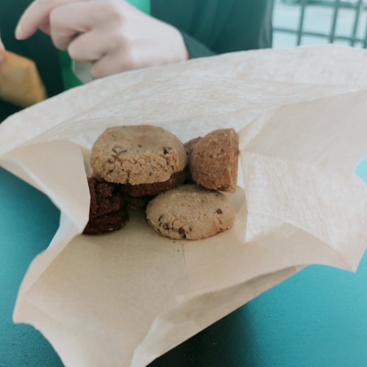 photo of Cortese Café 900 Raw biscuits shared by @wandavetveg on  09 May 2022 - review