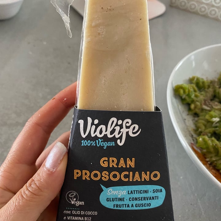 review photo of Violife Prosociano Wedge shared by @ellielli on 28 May 2022 - review