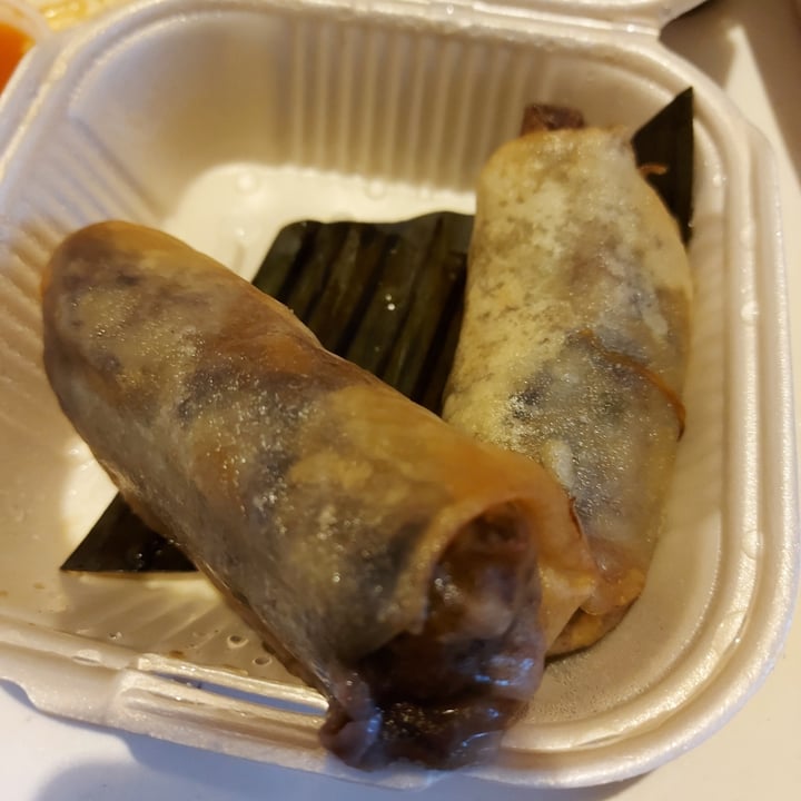 photo of Thai Thai Rollos primavera shared by @rebecalozano on  01 Oct 2021 - review