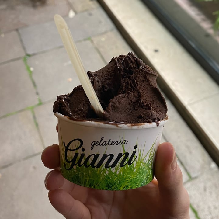 review photo of Gelateria Gianni Altinate Fondente shared by @nothingbutme on 28 Apr 2022 - review