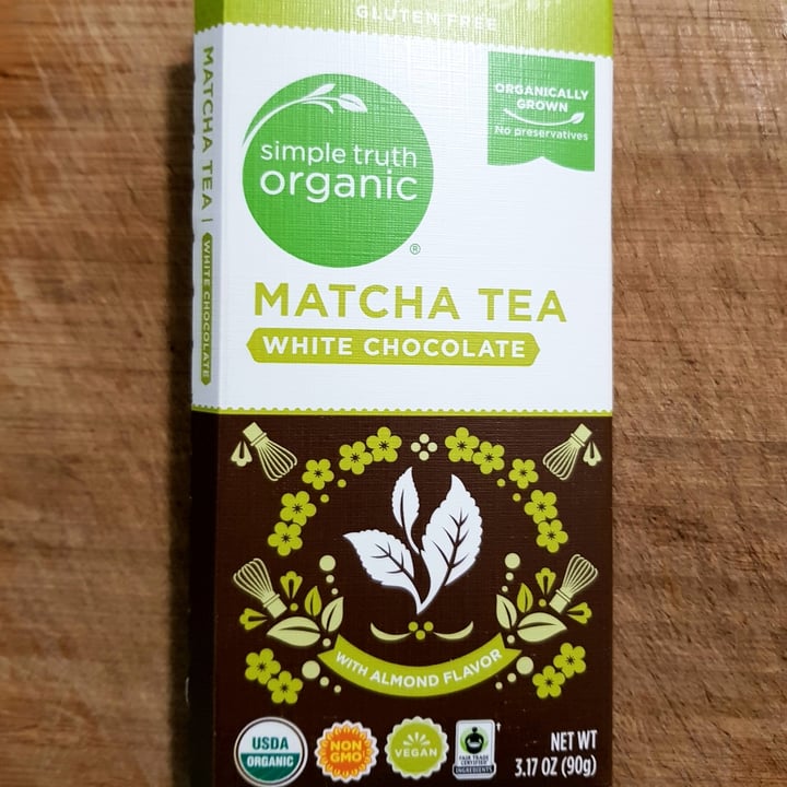 photo of Simple Truth Matcha Tea White Chocolate shared by @veganfoodreviewer on  29 Dec 2021 - review