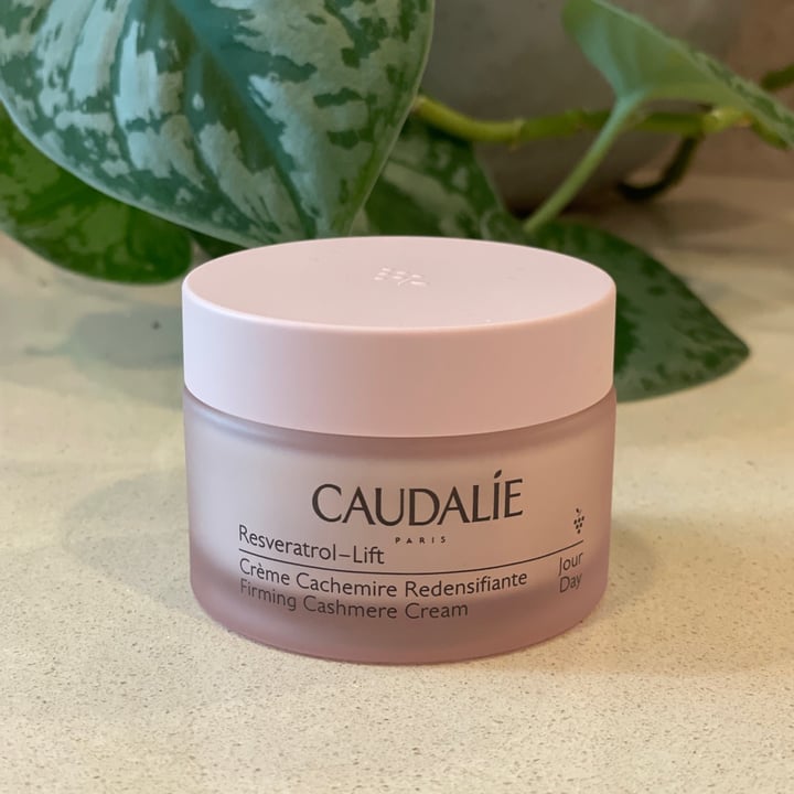 review photo of Caudalíe crema cachemire ridensificante shared by @jenniferj1s on 24 Aug 2022 - review