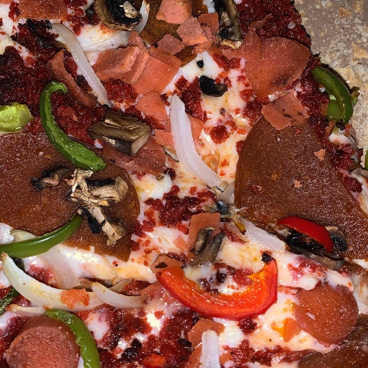 photo of Veggino's Pizza Pizza Meatlesslovers shared by @cayo on  28 Jan 2021 - review