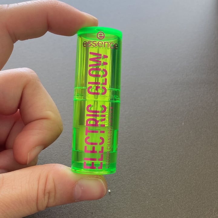 photo of Essence Cosmetics Electric Glow shared by @lalamuh on  08 Jul 2022 - review