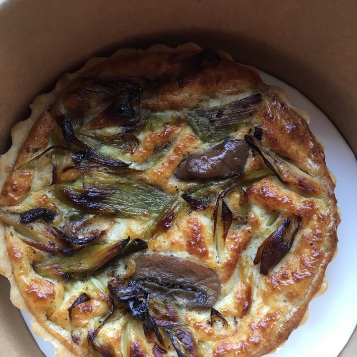 photo of Sprout Plant Based Fusion Mushroom and Leek Quiche shared by @spveg on  29 Mar 2021 - review