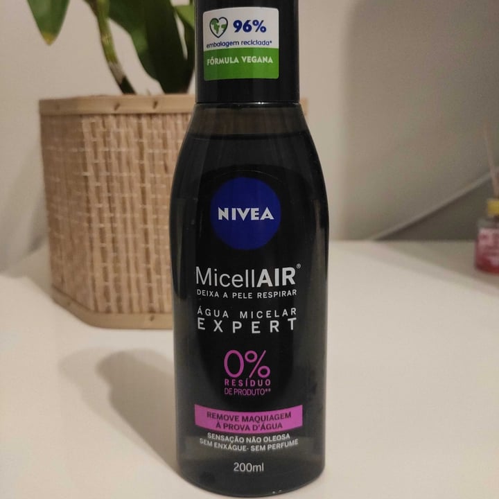 review photo of Nivea água micelar expert remove maquiagem shared by @quesia on 20 Jul 2022 - review