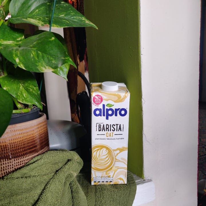 photo of Alpro Barista Oat Milk shared by @inowa on  22 Apr 2021 - review