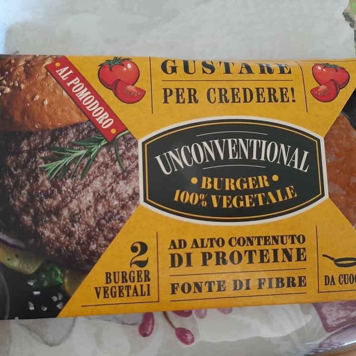 photo of Unconventional Burger Vegetale Al Pomodoro - Tomato Burger shared by @loryx on  31 Jul 2021 - review