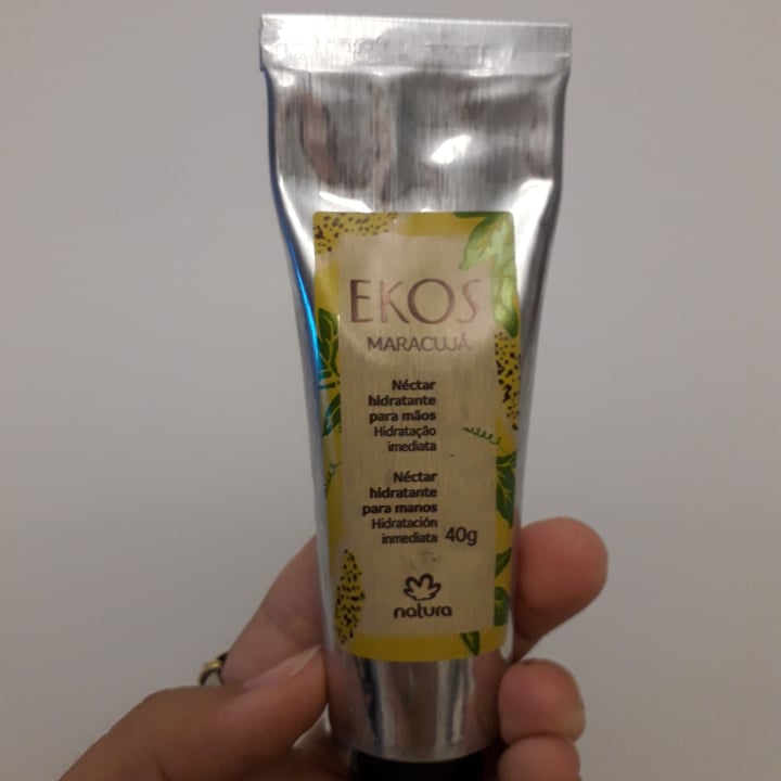 review photo of Natura Crema Para Manos Ekos De Maracuja shared by @mel10h on 09 Sep 2020 - review