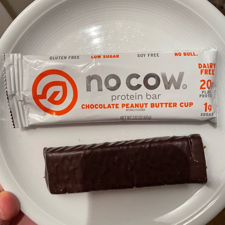 photo of No Cow Chocolate peanut butter cup protein bar shared by @appleappleamanda on  27 Jan 2022 - review