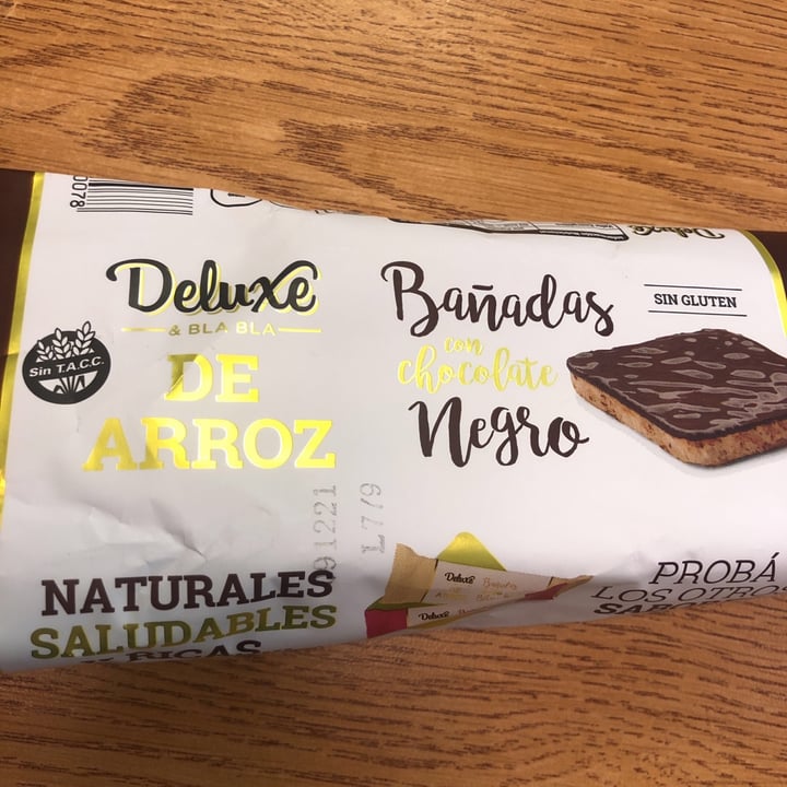 review photo of Deluxe & Bla Bla Galleta de Arroz Bañana en Chocolate Negro shared by @beluve on 21 Apr 2021 - review