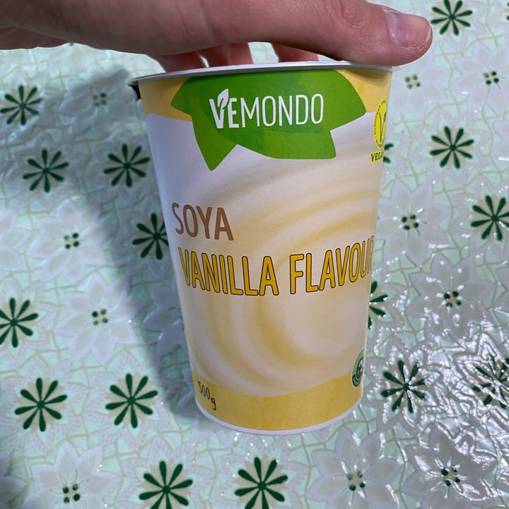 photo of Vemondo Soya Vanilla Flavour Yogurt shared by @varte on  30 Apr 2022 - review