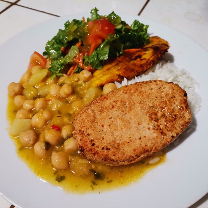 photo of Gardein Lightly Seasoned Chick’n Scallopini shared by @dresveg on  20 May 2021 - review