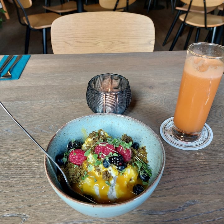 photo of Emmi's Augsburg Coconut Milk Rice mit Apfel-Karotten-Ingwersaft shared by @silviacrociani92 on  27 Sep 2022 - review