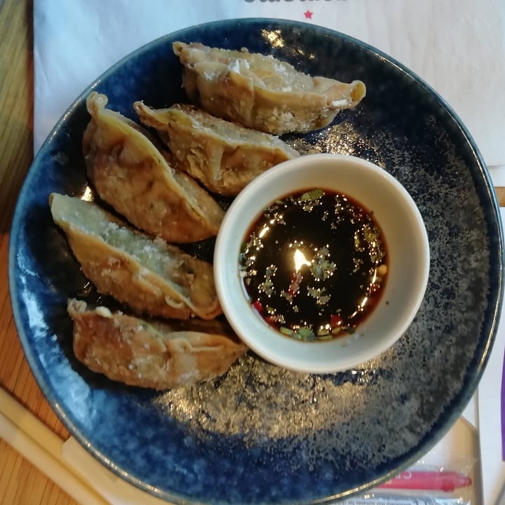 photo of wagamama victoria Fried yasai gyoza shared by @fra2807 on  26 Apr 2022 - review