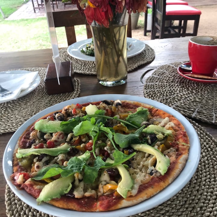 photo of Leafy Greens Vegan Pizza shared by @preenasastra on  04 Apr 2021 - review