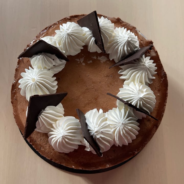 review photo of Pasticceria Caffetteria Larocca Semifreddo Al Cioccolato shared by @therealveganfox on 13 Nov 2022 - review