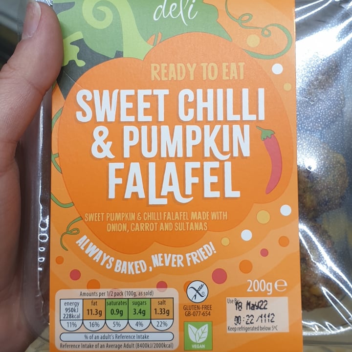 review photo of The Deli Sweet Chilli & Pumpkins Falafel shared by @analaisamatos on 03 May 2022 - review
