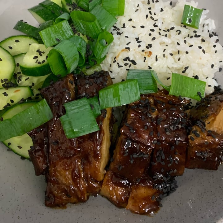 review photo of get plant'd Meat free roast duck shared by @sandwitchvegan on 08 Nov 2022 - review