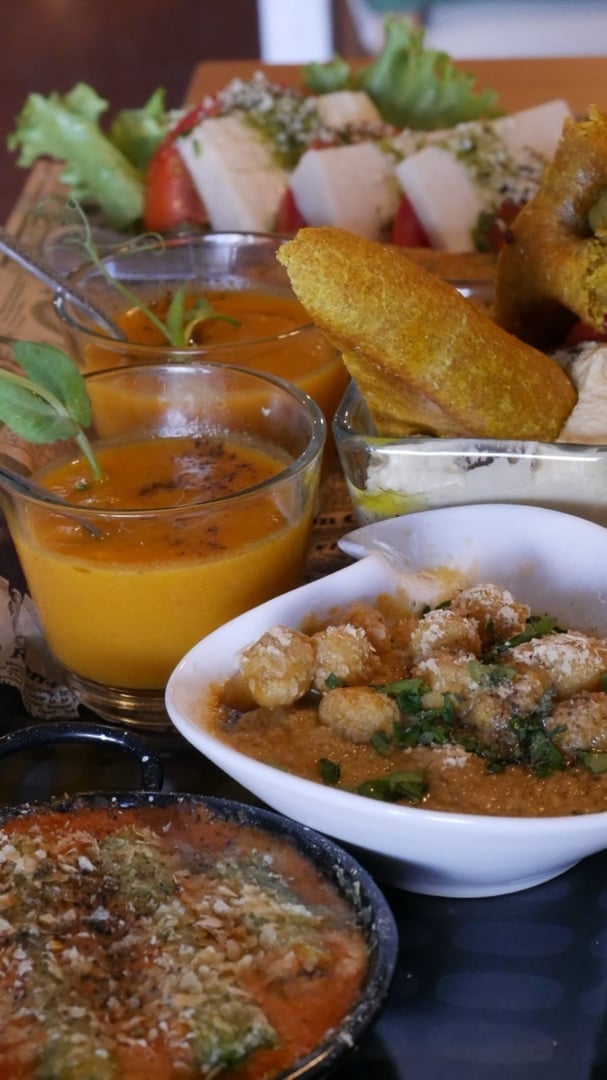 review photo of Samelo Veg Plato Degustación Grande shared by @lisaundben on 09 Dec 2019 - review
