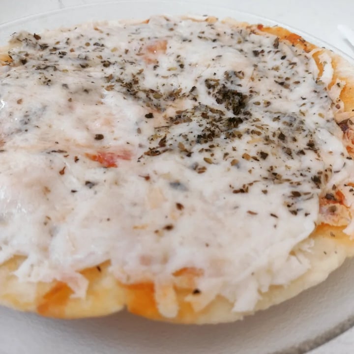 review photo of Felices Las Vacas Pizza sin TACC shared by @ailuveg on 15 Apr 2022 - review