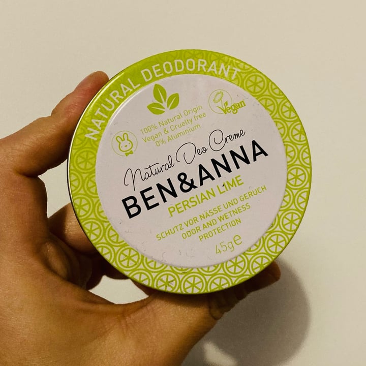 photo of Ben & Anna Natural Desodorante Persian Lime shared by @sottolapellepodcast on  25 Nov 2021 - review