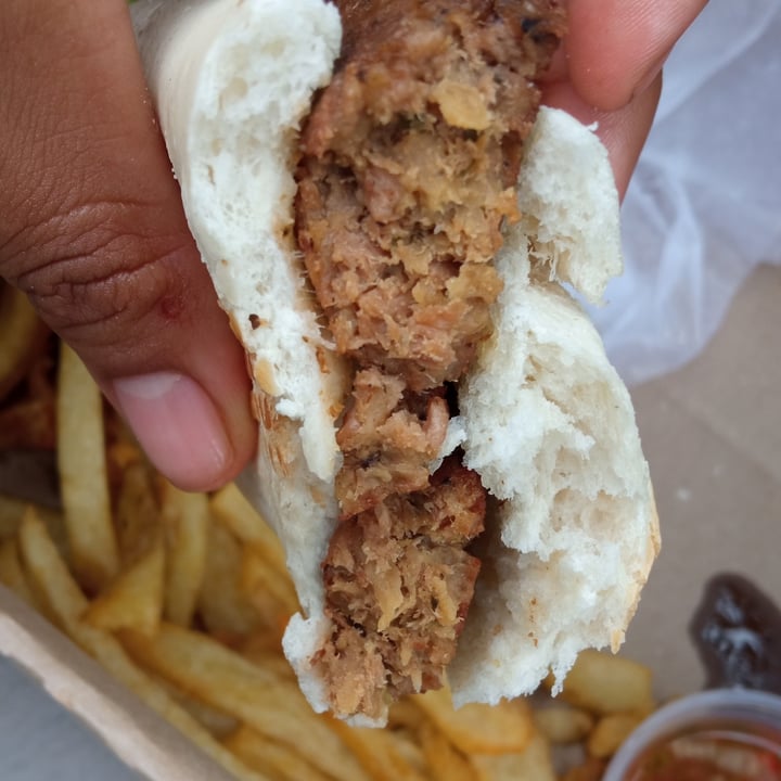 review photo of Futuro Veggie Choripan Con Papas shared by @mikamaiden on 09 Apr 2021 - review
