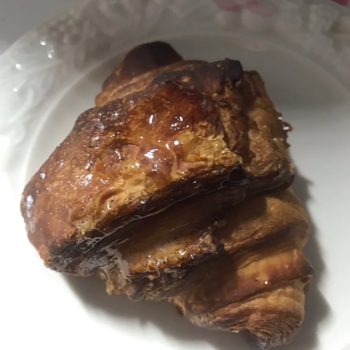 photo of Sablêe Vegana Croissant Rellena De Crema Pastelera shared by @esteficasotti on  30 May 2020 - review