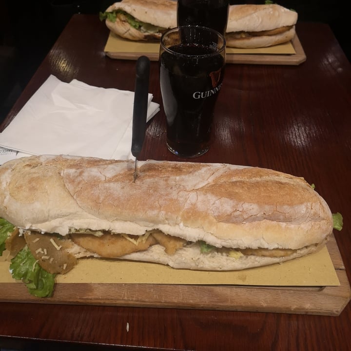 photo of The Millenium Autentico Irish Pub Original Guinness Panino 45 cm numero 203 shared by @giogio9 on  09 Nov 2022 - review