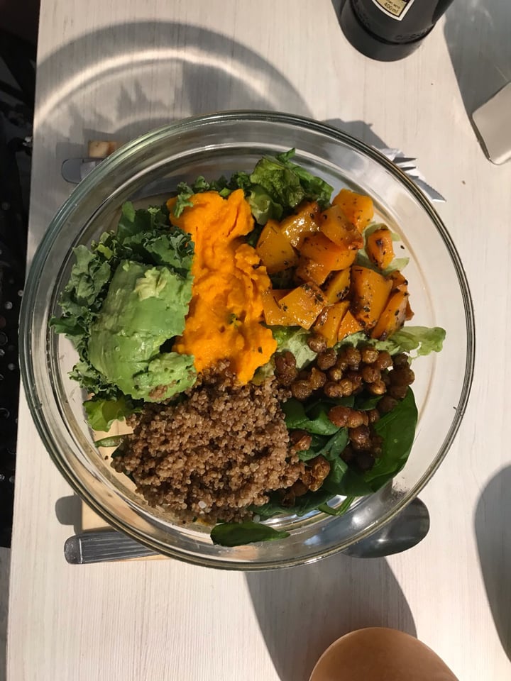 photo of Vica (Delivery Only) Ensalada Proteica shared by @laurita10 on  08 Oct 2019 - review