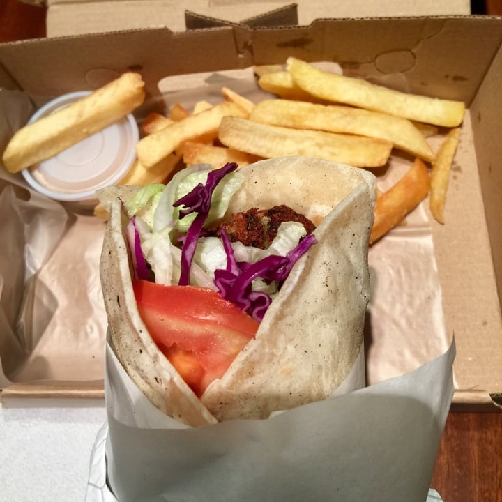 photo of Pola Falafel shared by @ymzavala on  18 Jul 2021 - review