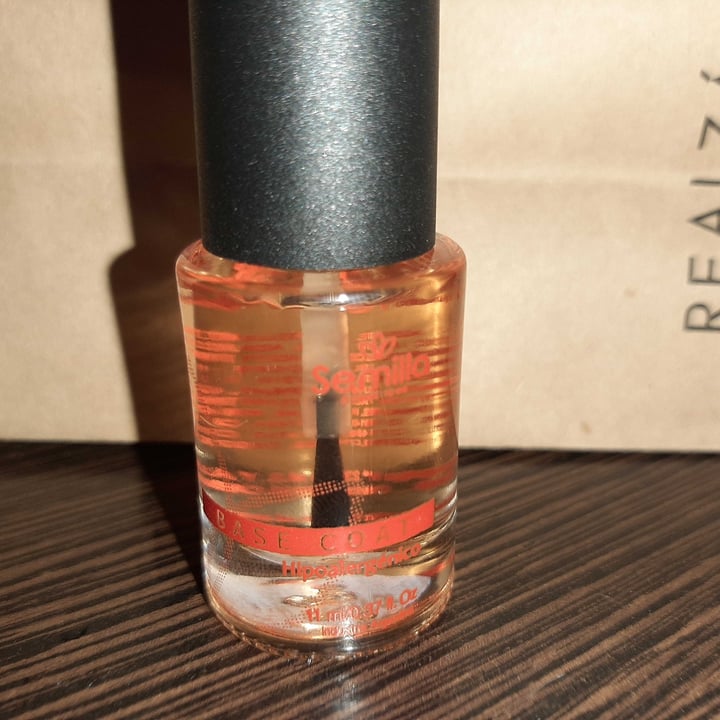photo of Semilla Base Coat shared by @jazminlucia on  26 Jan 2021 - review