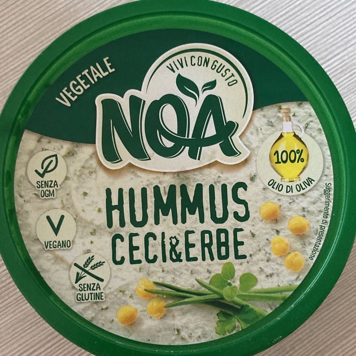 photo of Noa Hummus Ceci & Erbe shared by @zitchi on  12 May 2022 - review