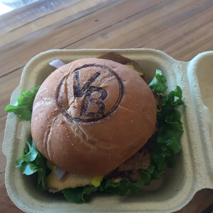 photo of Vida's Plant Based Butcher BBQ Cheddar Beef shared by @arronlee on  22 Apr 2022 - review