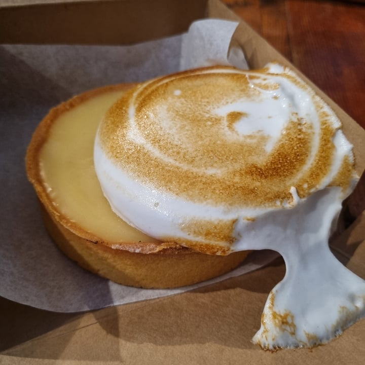 photo of Vegan Goods Market Lemon meringue tart shared by @carmz on  19 Dec 2022 - review