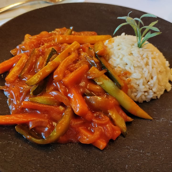 photo of Hotel Drei Birken verdure al sugo con riso shared by @ambras on  24 Aug 2022 - review