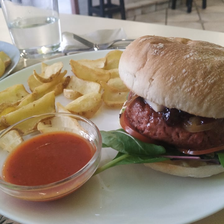 photo of Sol Veggie Burger Groumet shared by @nexkais on  15 Jul 2020 - review