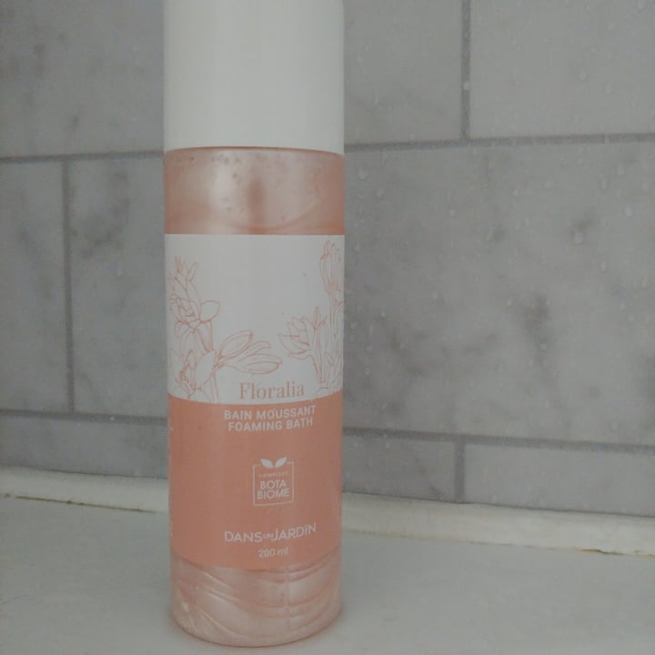 photo of Dans Un Jardin Floralia Bain Moussant shared by @mllemurphy on  11 Feb 2022 - review