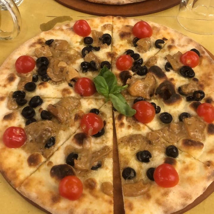 photo of Il Falco 332 Ristorante Pizzeria Pizza shared by @astrid269 on  30 Apr 2022 - review