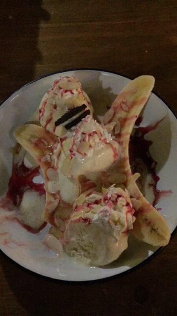 photo of The Flying Duck Banana Split shared by @dawnsie on  04 Apr 2020 - review