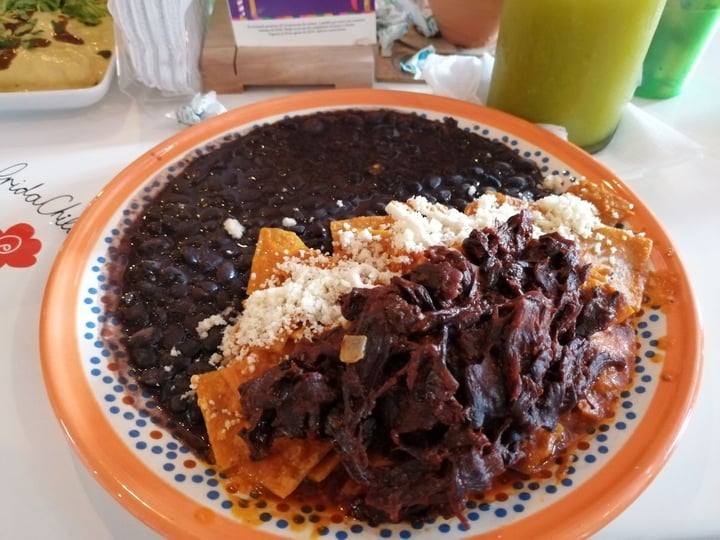 photo of Frida Chilaquiles Sendero Chilaquiles Veganos shared by @lauragamez on  26 Feb 2020 - review