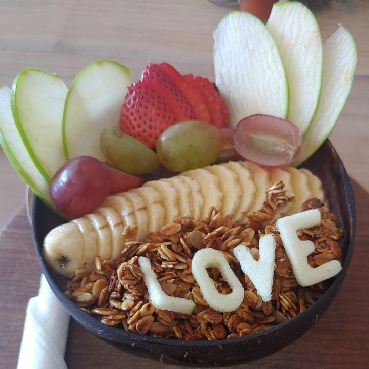 photo of The Conscious Kitchen Acai Smoothie Bowl shared by @maiagaia on  23 Dec 2021 - review