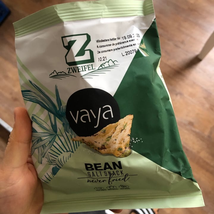 review photo of Zweifel Vaya Bean Salt Snack shared by @girleatingveggies on 01 Nov 2020 - review