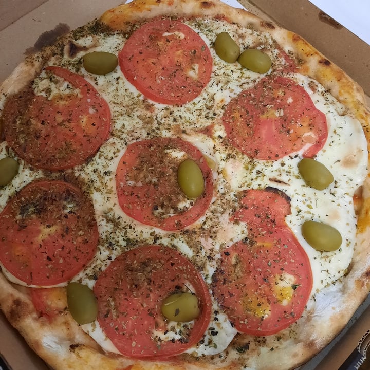 photo of Olivia Pizzas & Empanadas Pizza Napolitana shared by @vegaly on  12 Nov 2021 - review