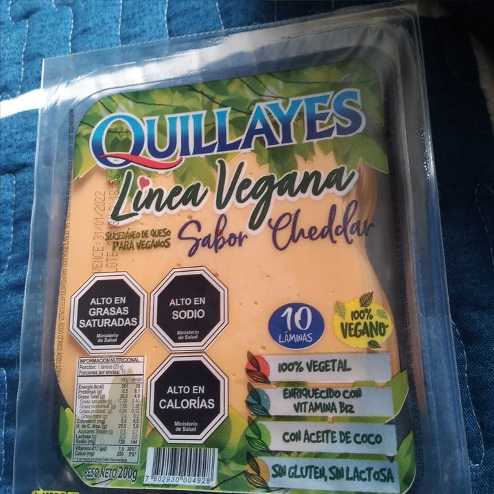 review photo of Quillayes Queso Sabor Cheddar shared by @elcomepasto on 26 Sep 2021 - review